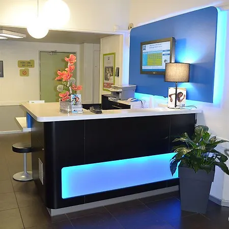 Hotel Ibis Budget Centre 2*