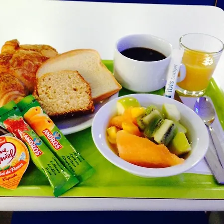 Ibis Budget Centre 2*