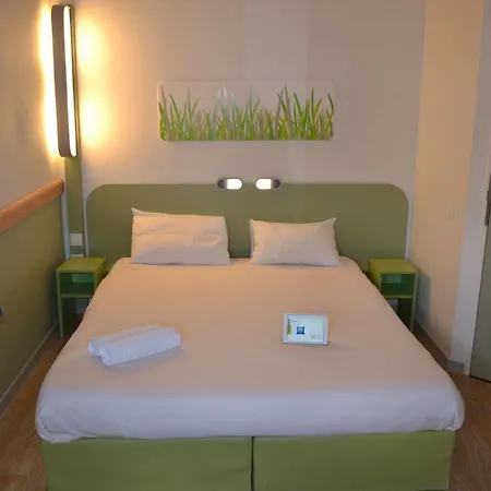 Hotel Ibis Budget Centre 2*